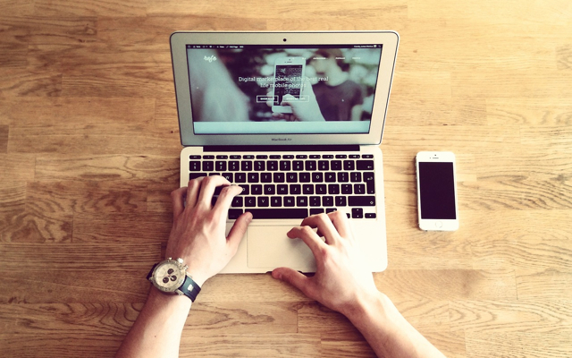 Trabalhar num projeto pessoal.